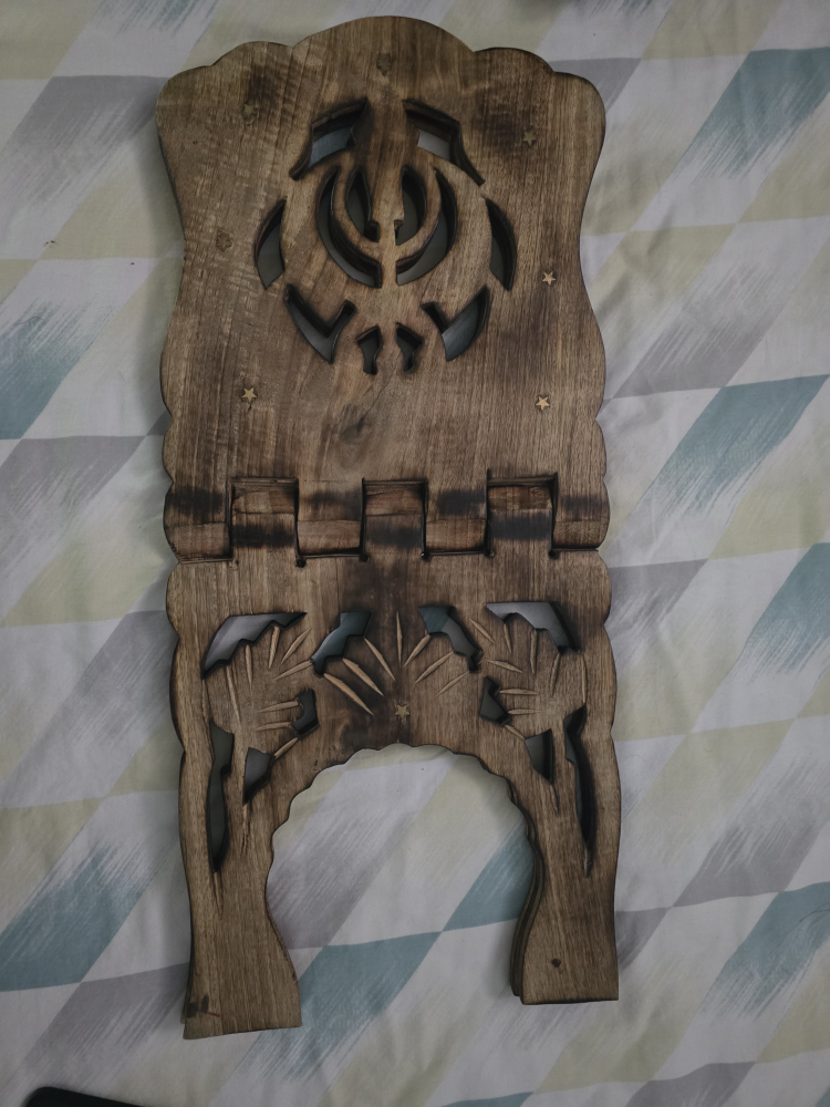 KHANDA WOODEN HAND CARVED HOLY BOOKS STAND #freecycle - photo 2
