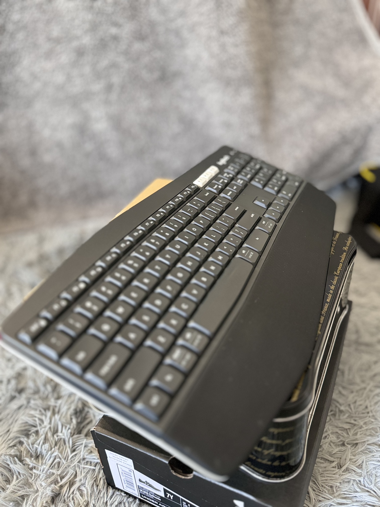 Logitech MK850 - Bluetooth Keyboard and Mouse - photo 2
