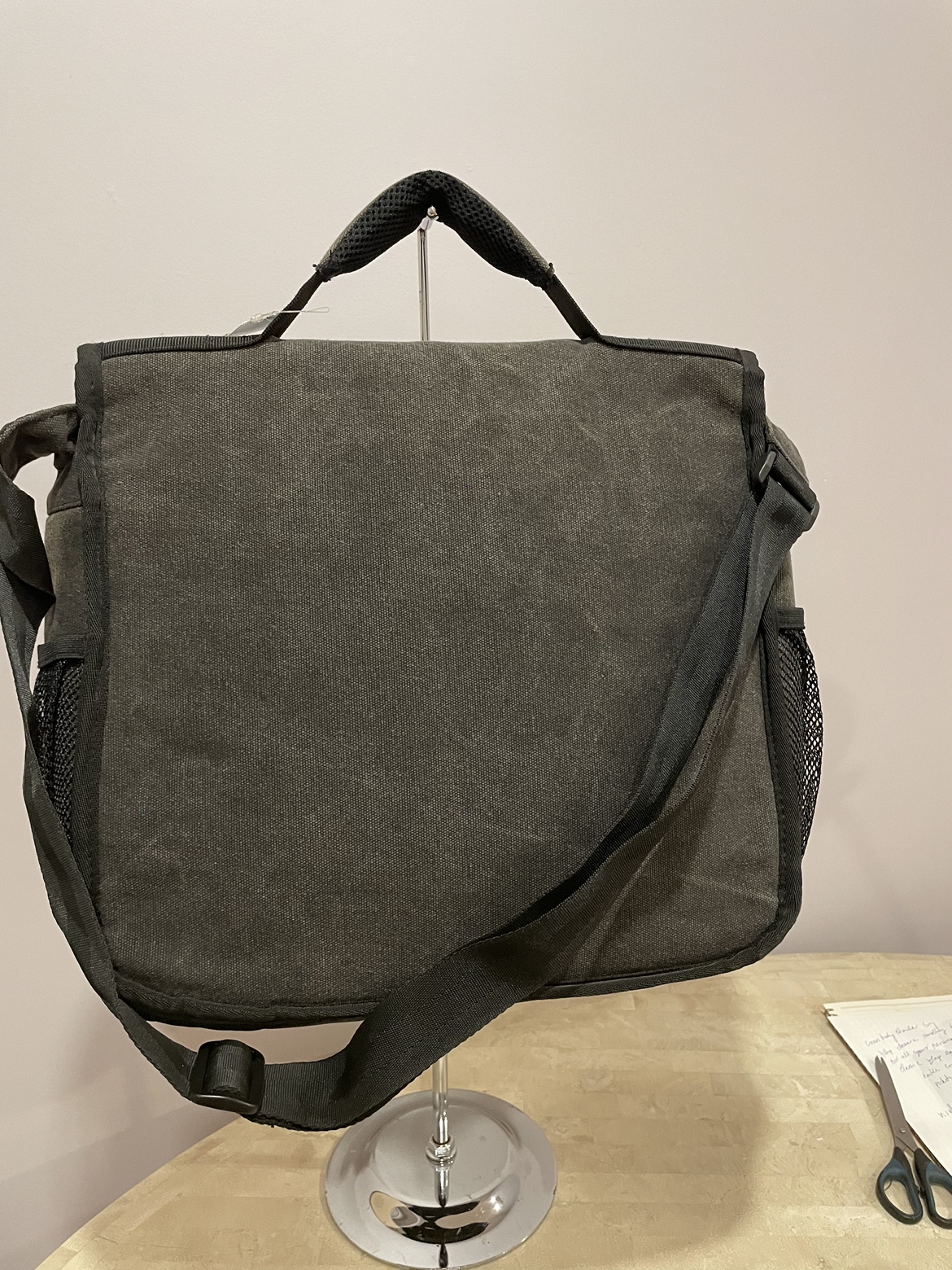 Brand new Swiss Gear computer bag image indicator(3)