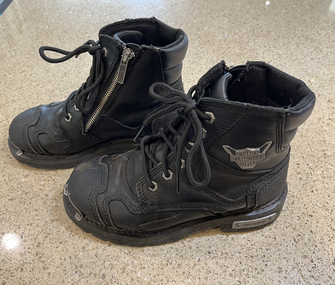 7.5 Ladies Harley Davidson riding boots
