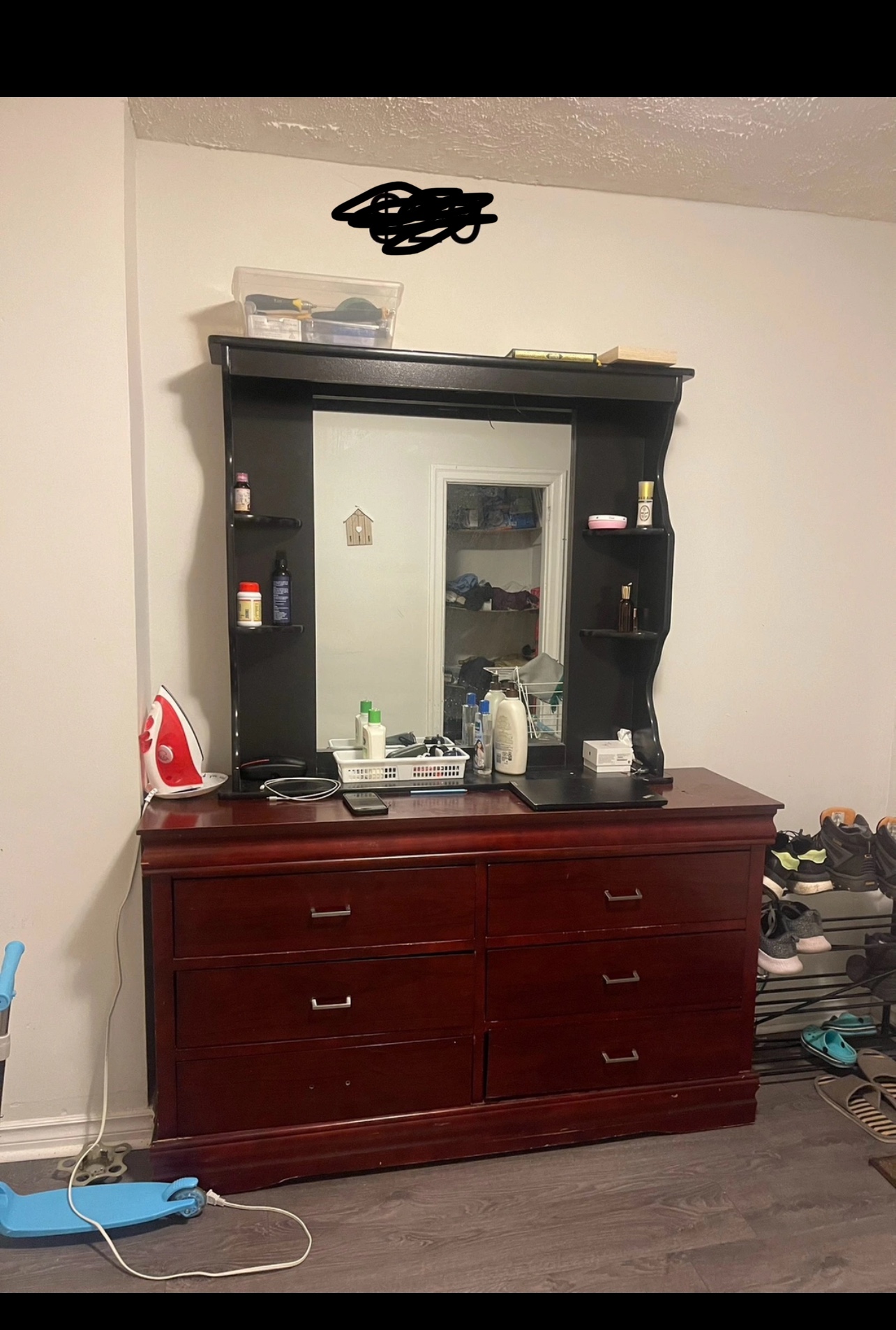 Dresser