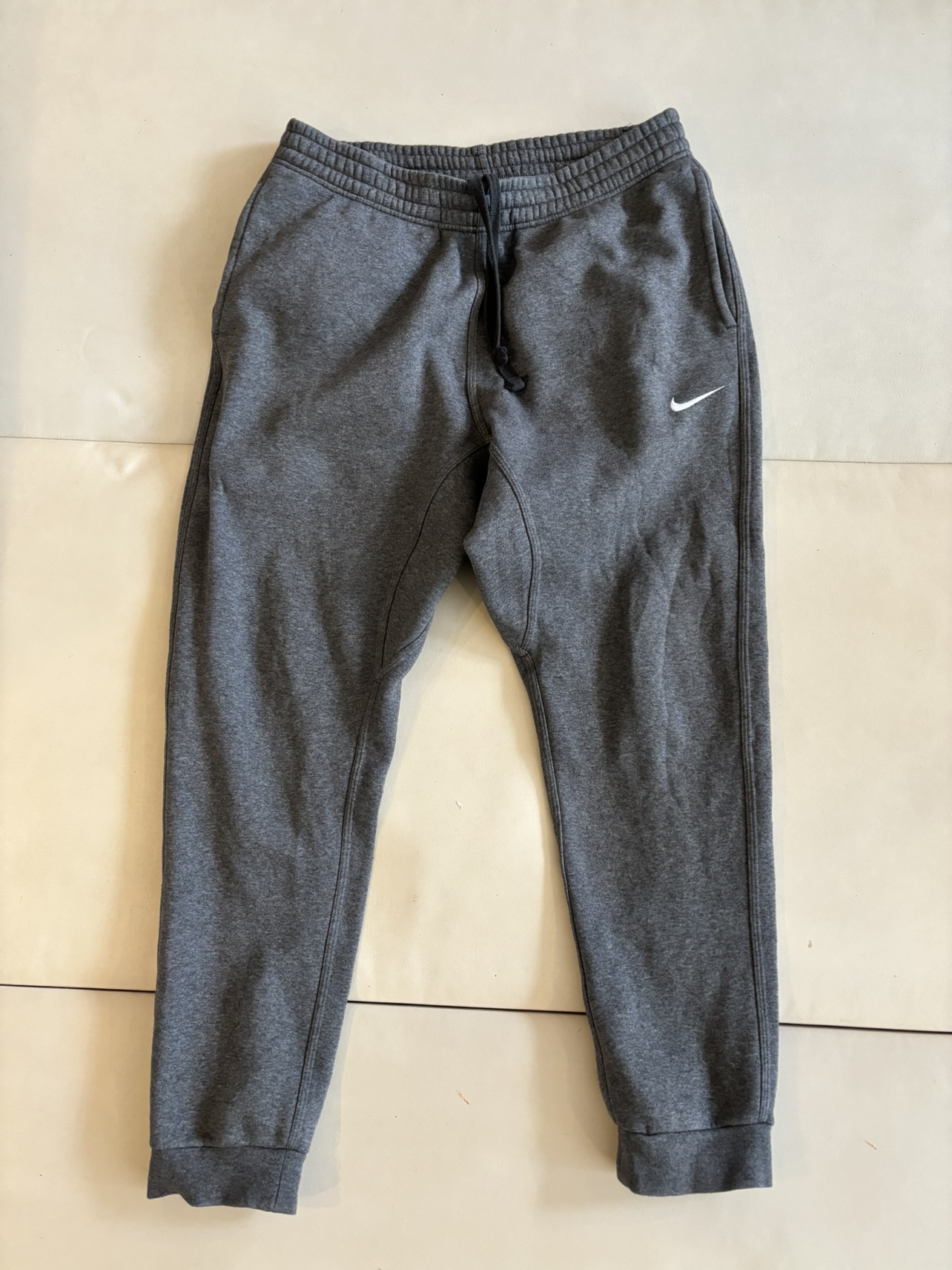 Like New - Nike Mens Jogger Sweatpants Size L thumbnail