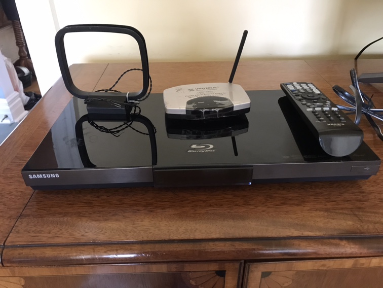 Samsung c6500 Blue Ray Disc Player thumbnail