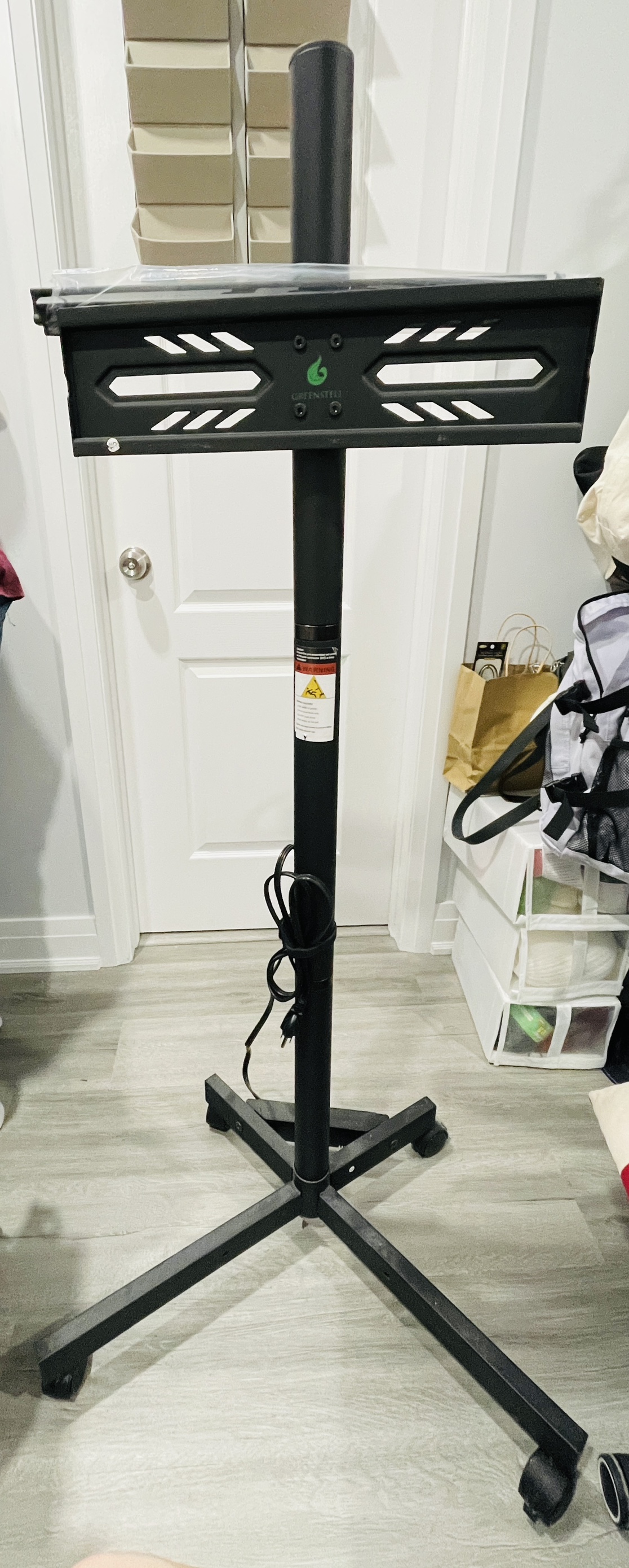Movable TV cart with Power Outlet