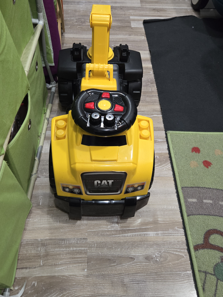 Kids ride on cat CAT excavator image indicator(3)