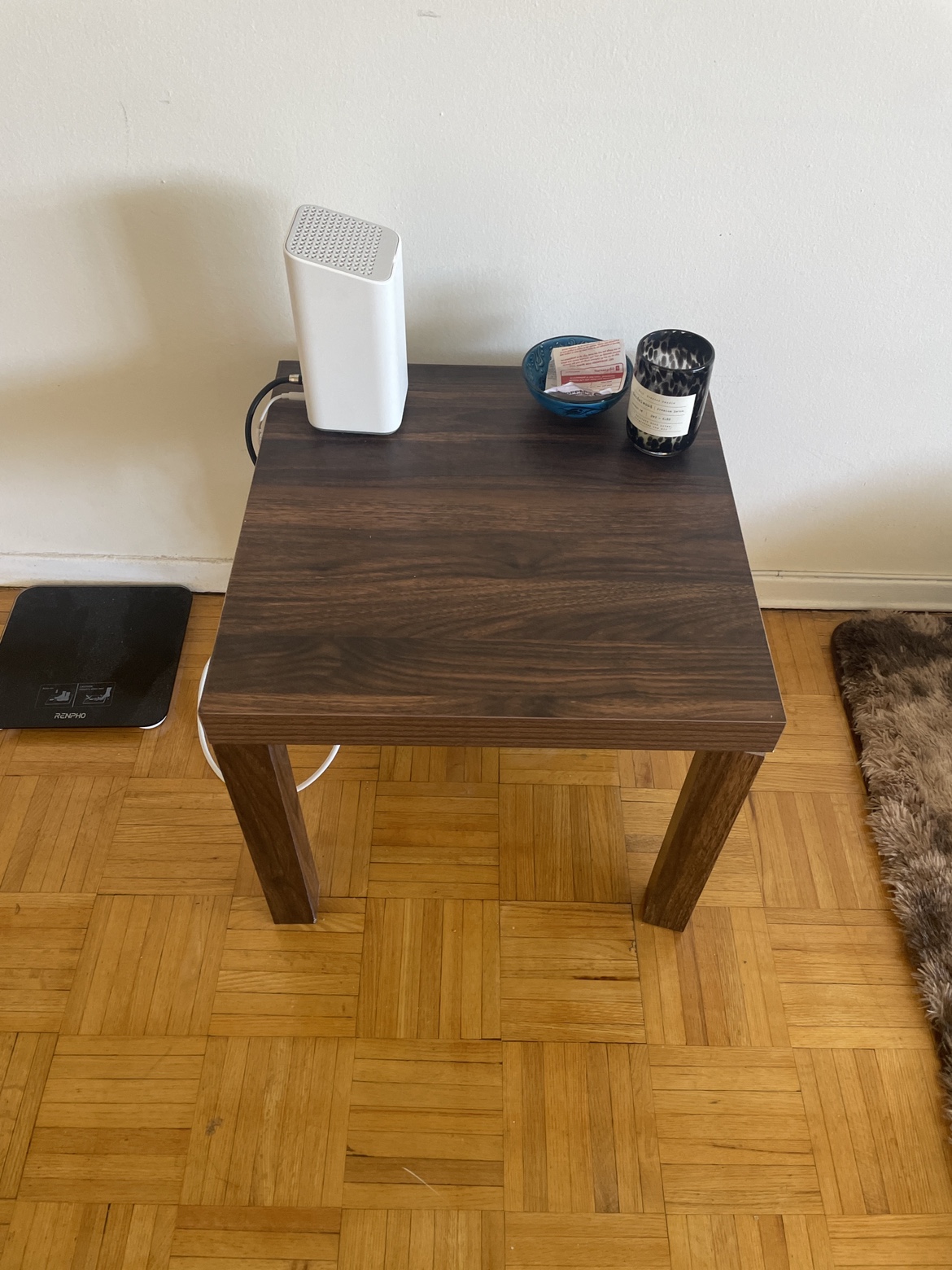 Side tables (2 like these)