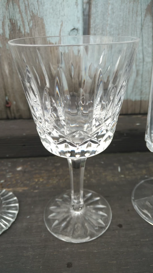 Wine Glasses image indicator(4)