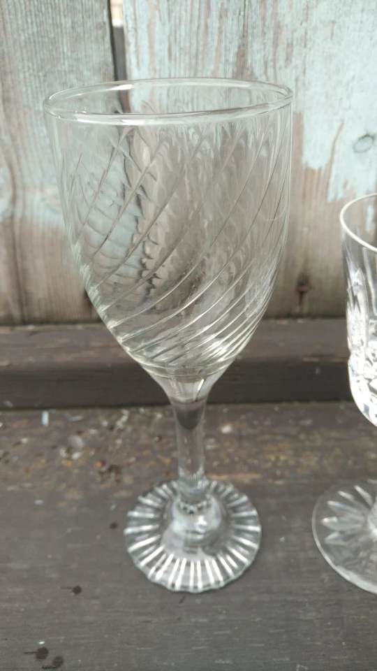 Wine Glasses image indicator(5)