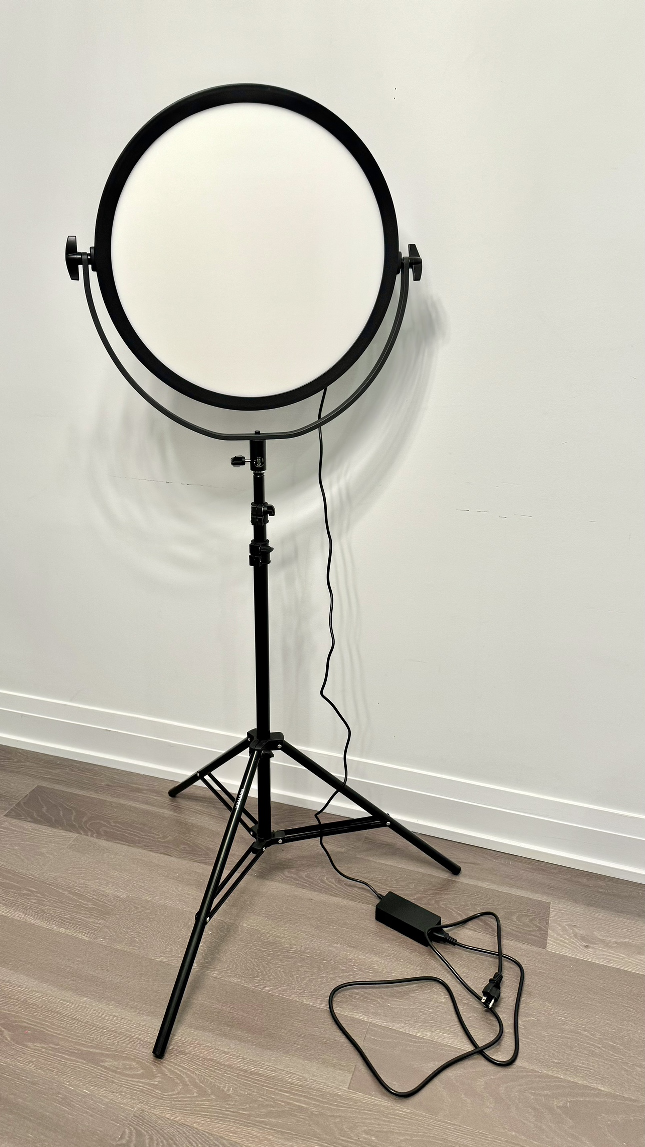 Neewer Photography/Video Lighting Kit with Accessories - photo 2