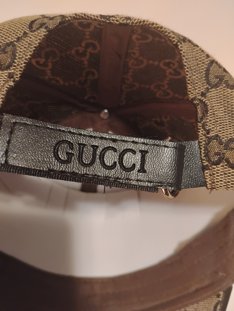 Men's Gucci hat, Men's baseball cap image indicator(5)