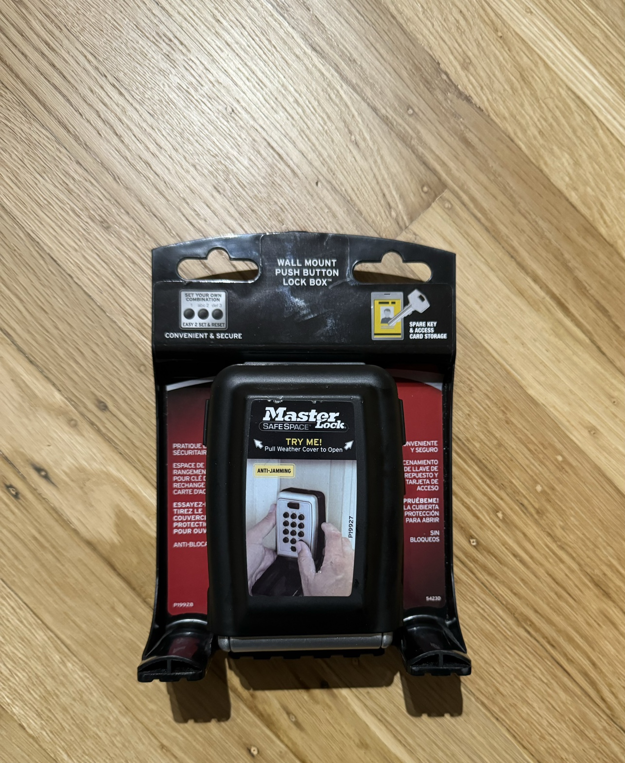 Brand new Master lock 5423D wall-mount lock