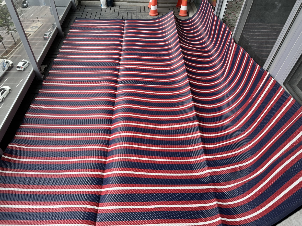 Large picnic/ beach mat