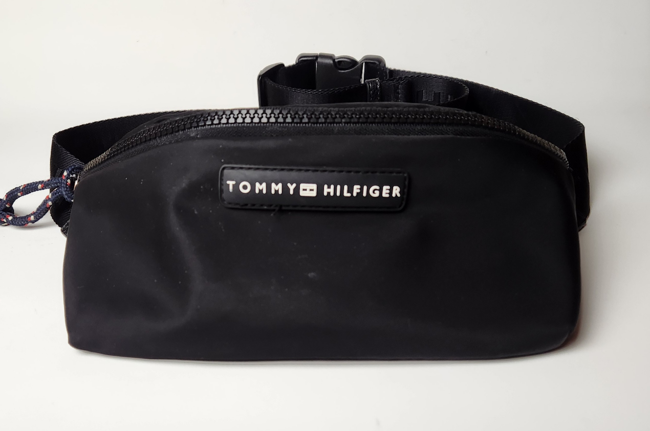 Tommy Hilfiger Zippered Fanny Pack - photo 2