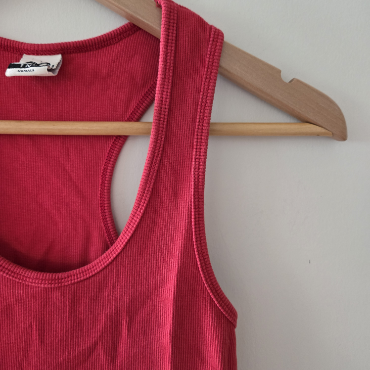 Aritzia TNA red ribbed tank top xsmall xs - photo 3