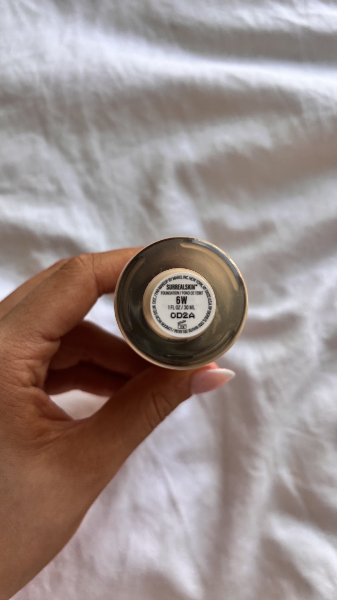 Makeup by Mario - Surrealskin Foundation image indicator(5)