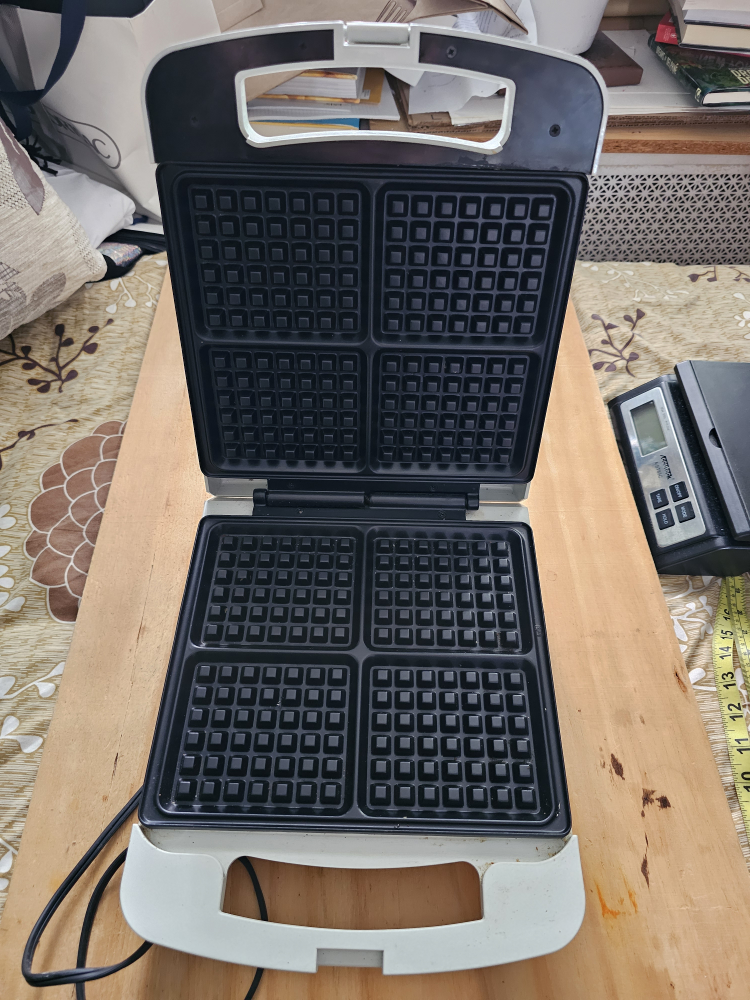Toastmaster Family Waffle Baker