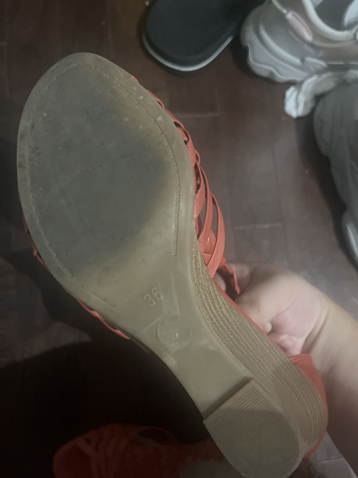 free leather sandals size 36 image indicator(3)