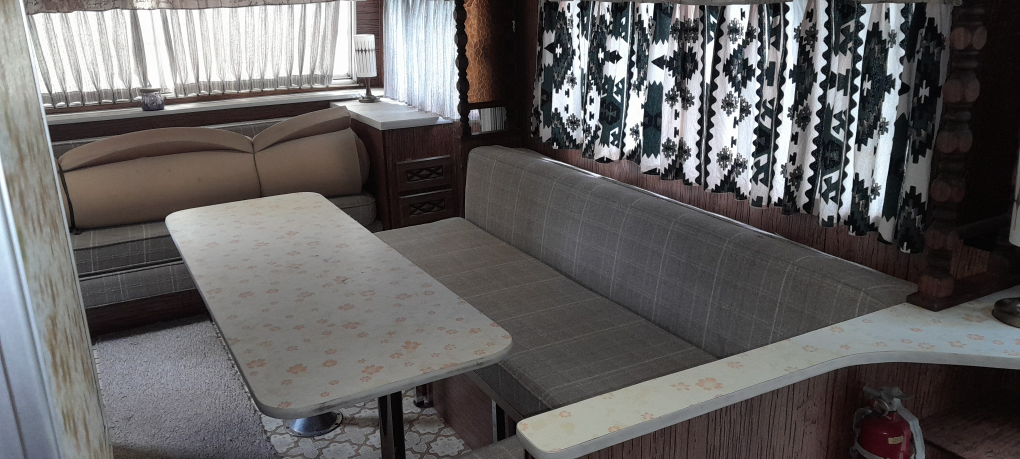 19' exc cond guard travel trailer model T20, 1970s - photo 2