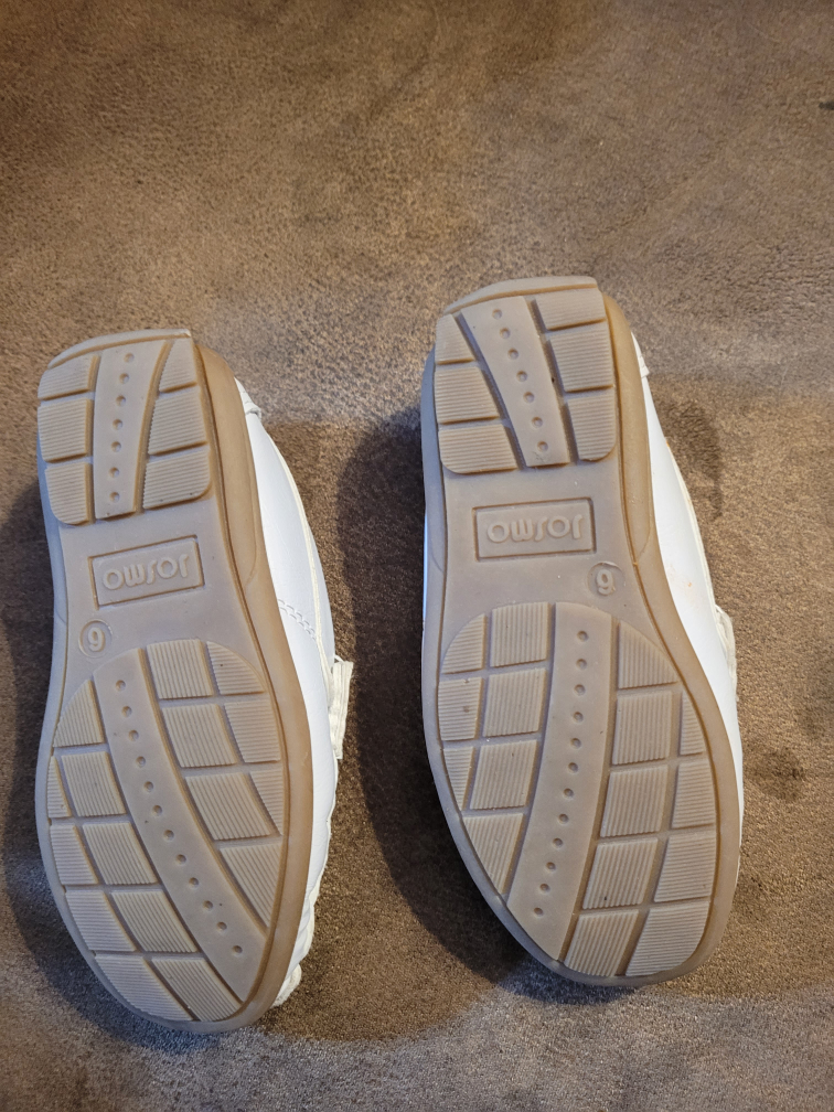 boys white shoe - photo 2