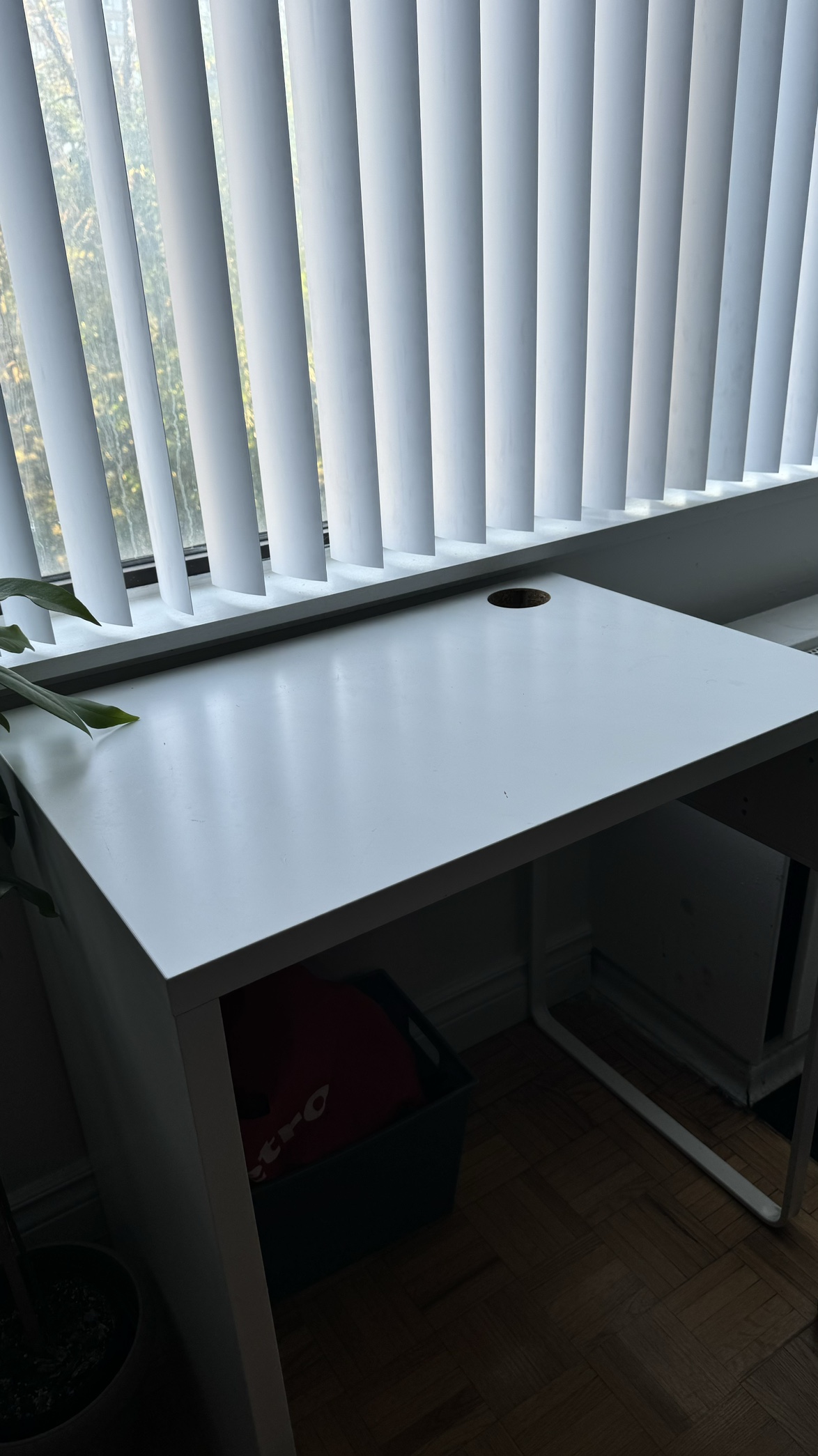 Ikea Micke Desk