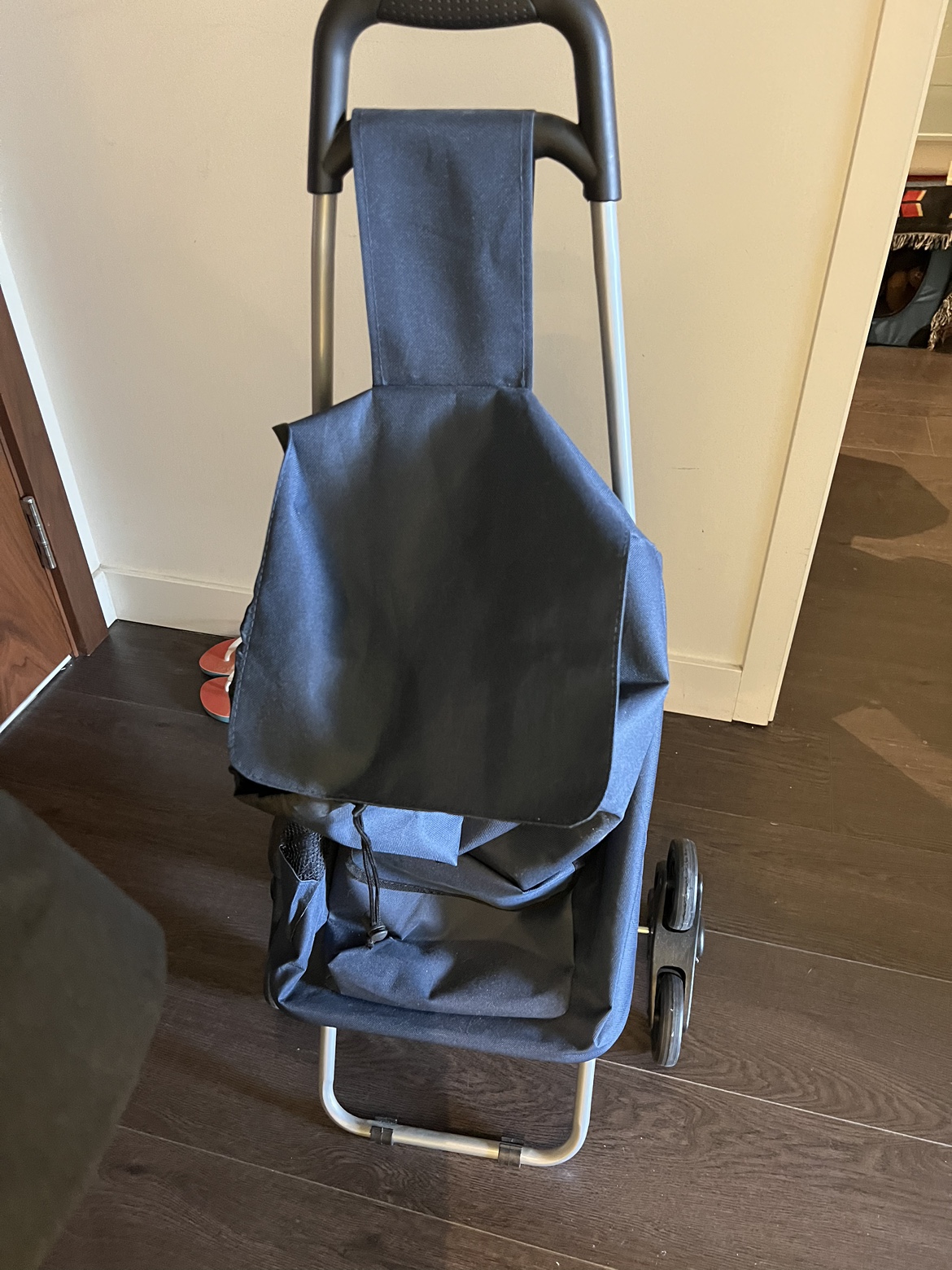 3-wheel shopping cart thumbnail