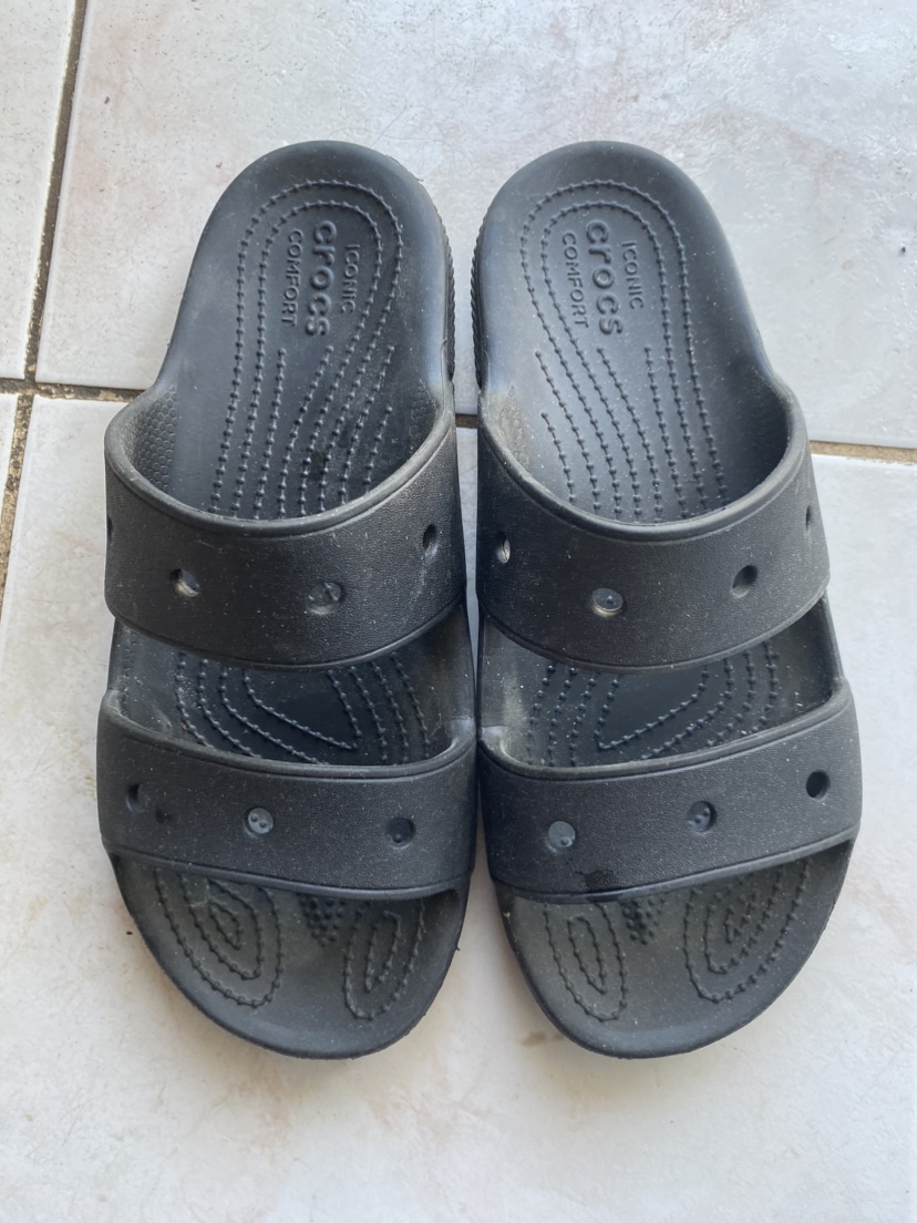 CROCS sandle thumbnail