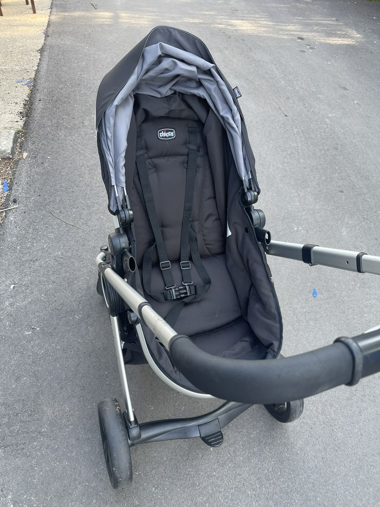 Used Chicco Urban Stroller (2017) with Car Seat Adapter - photo 3