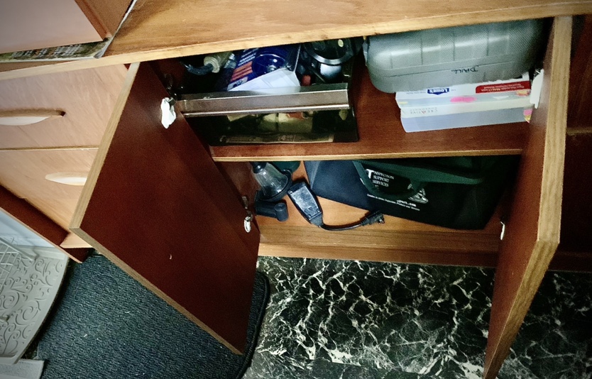 Free 🚚…. Mid Century Modern Teak console 🍁 image indicator(3)