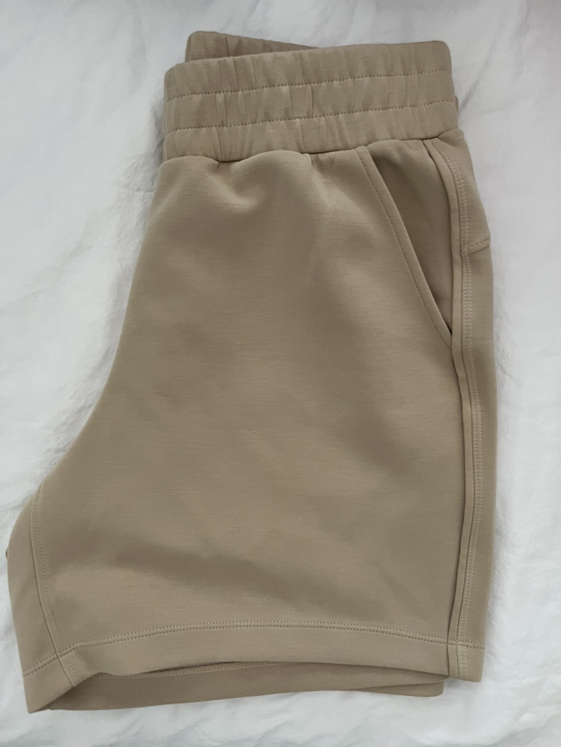 Size M Mondetta women’s thick waistband shorts image indicator(3)