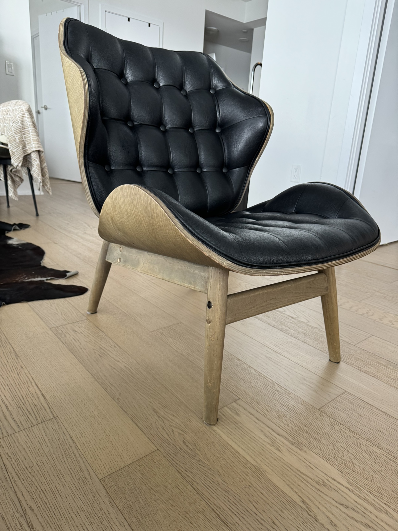 Chair thumbnail