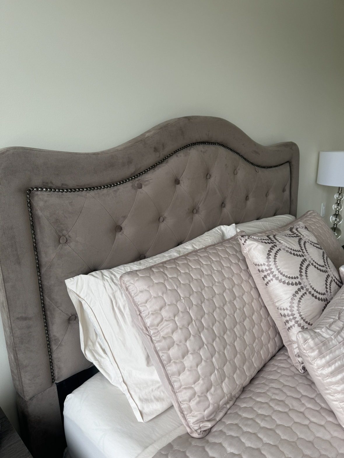 Queen Size Bed Frame - photo 4
