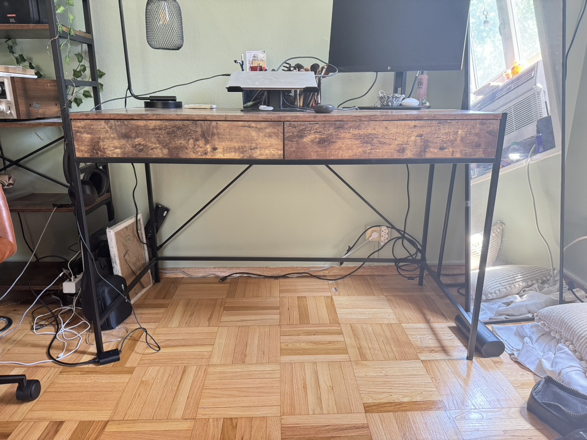Wood desk - photo 2