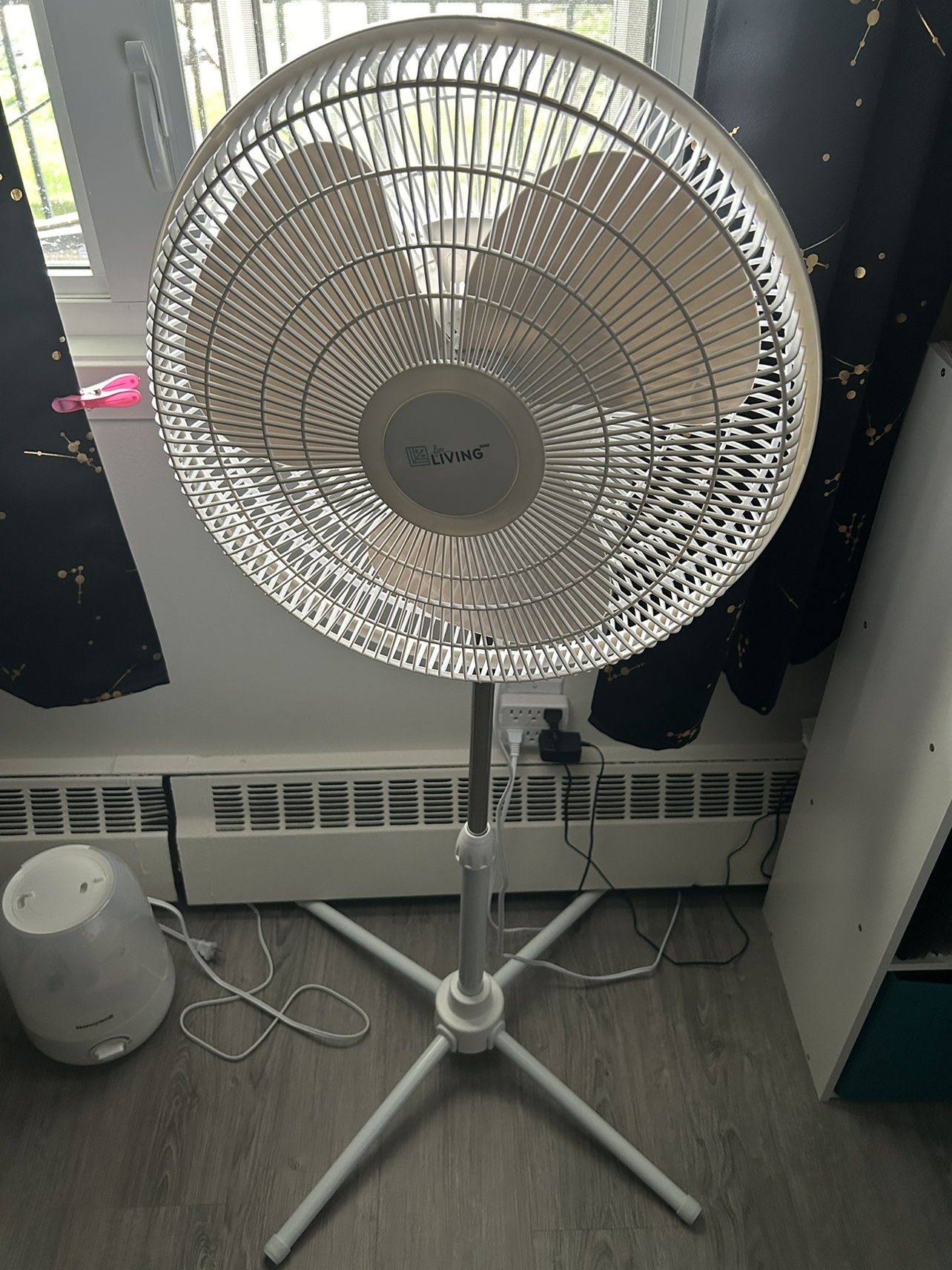 oscillating fan