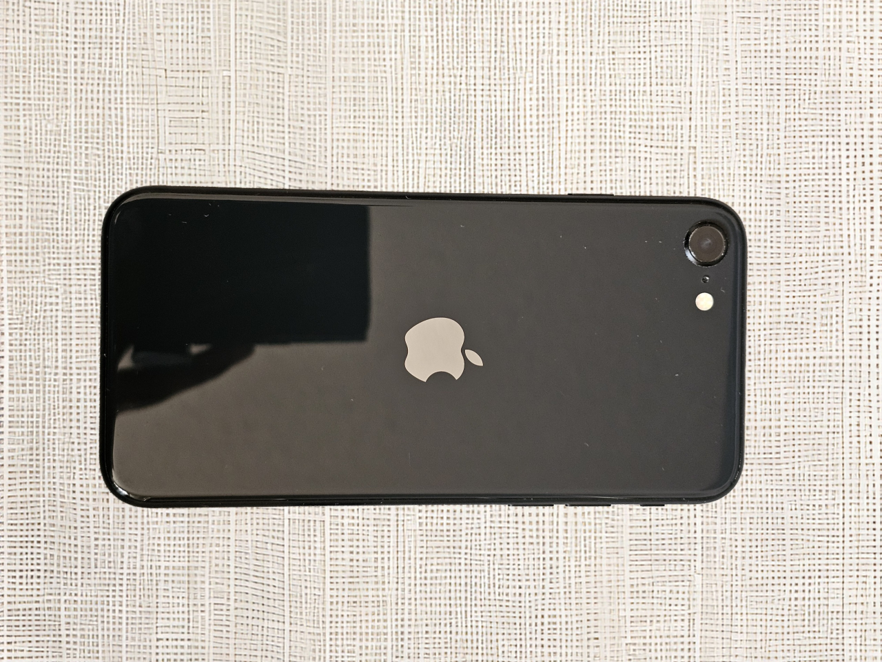 iphone S64, 2020