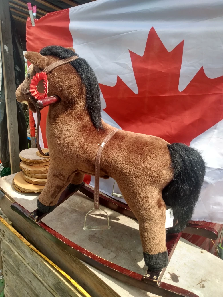 Rocking Horse  good for younger kids - photo 2