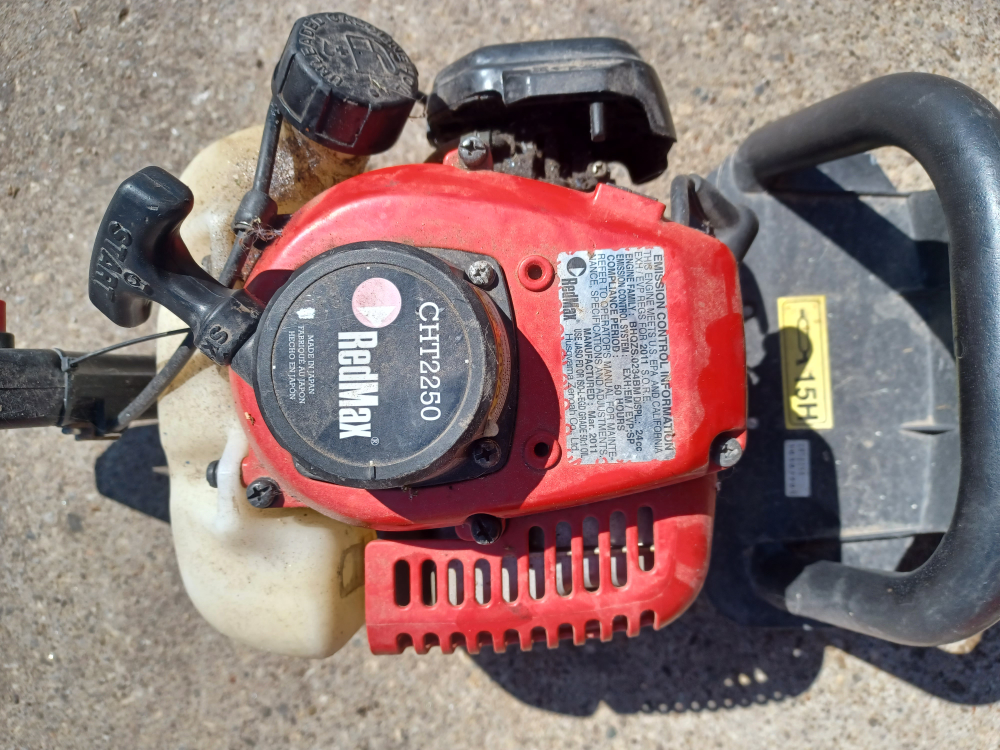 Gas Hedge Trimmer