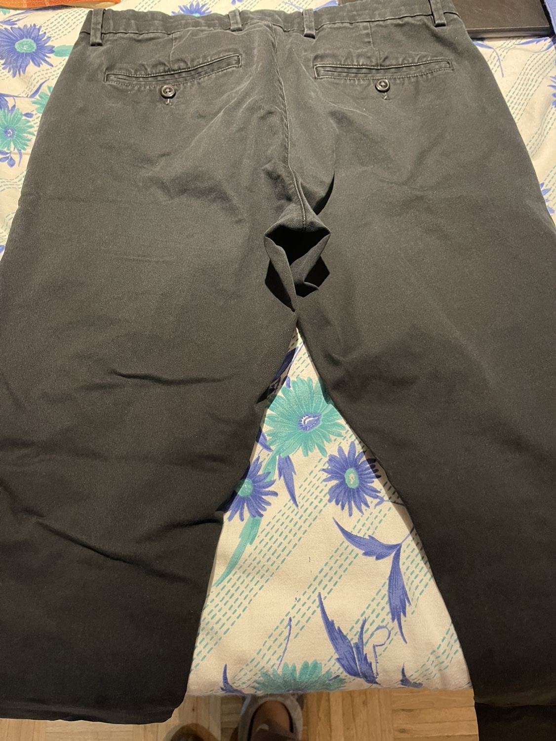 Black trousers 🥕 thumbnail