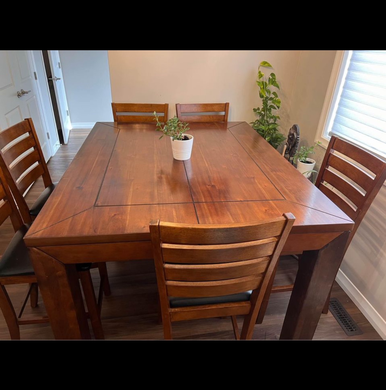 Premium Malaysian wood Dining table - photo 2