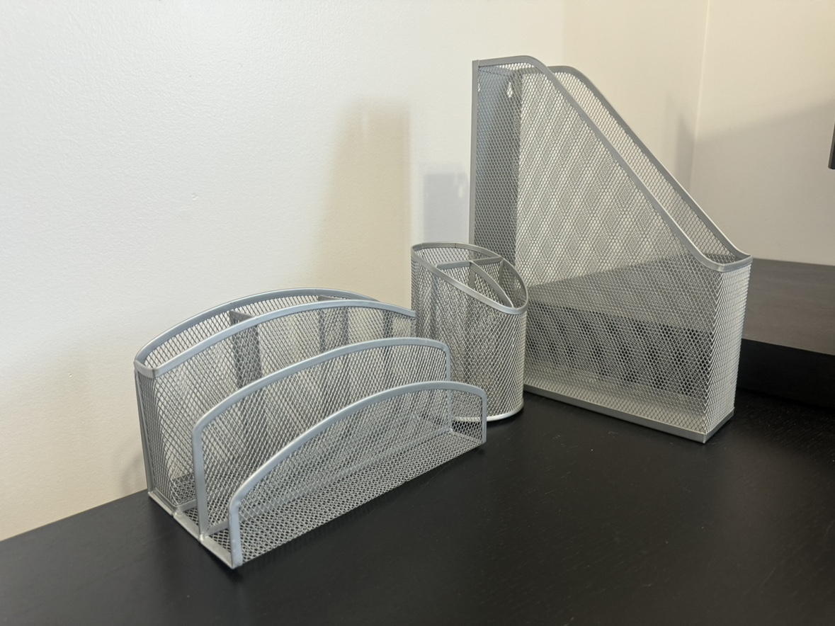 BUNDLE DEAL!! Metal Office Desk Organizers - photo 2