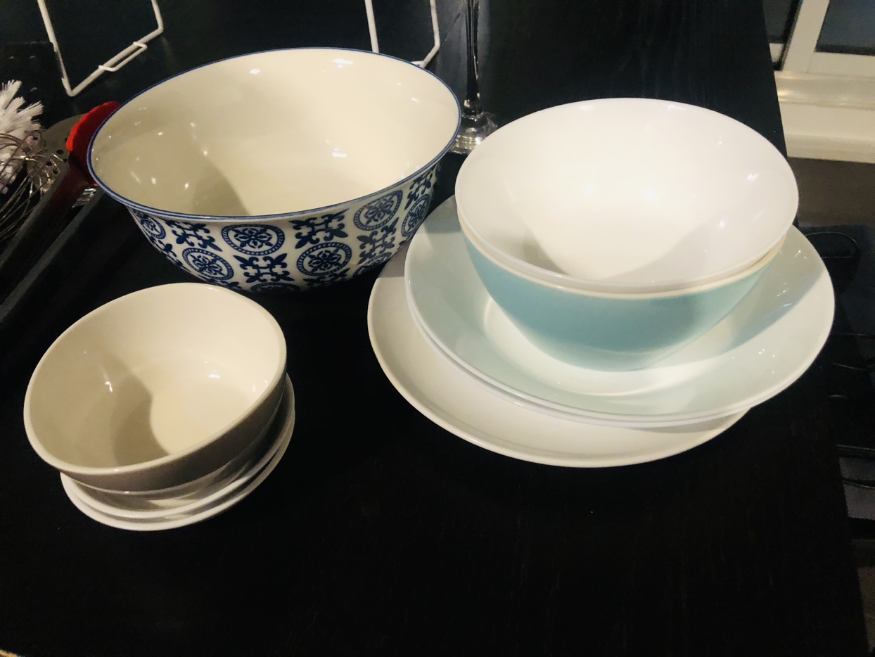 kitchen supplies & Bowlsets All for $12 thumbnail