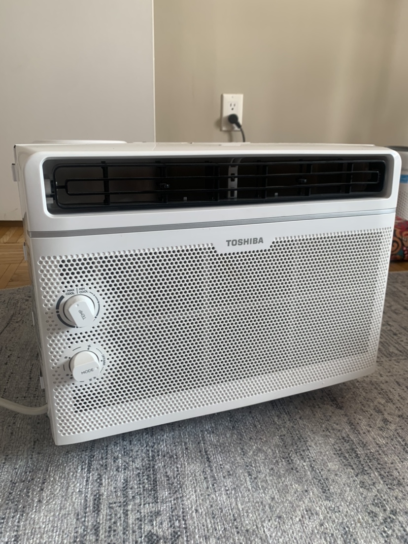 Toshiba 5,000 Btu 115-Volt Window Air Conditioner