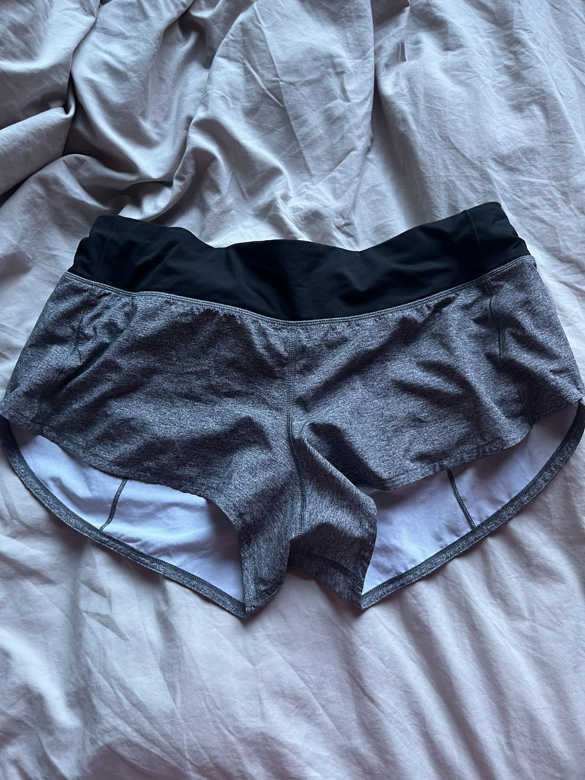 Lululemon 4" Speed Up Low Rise Shorts image indicator(3)