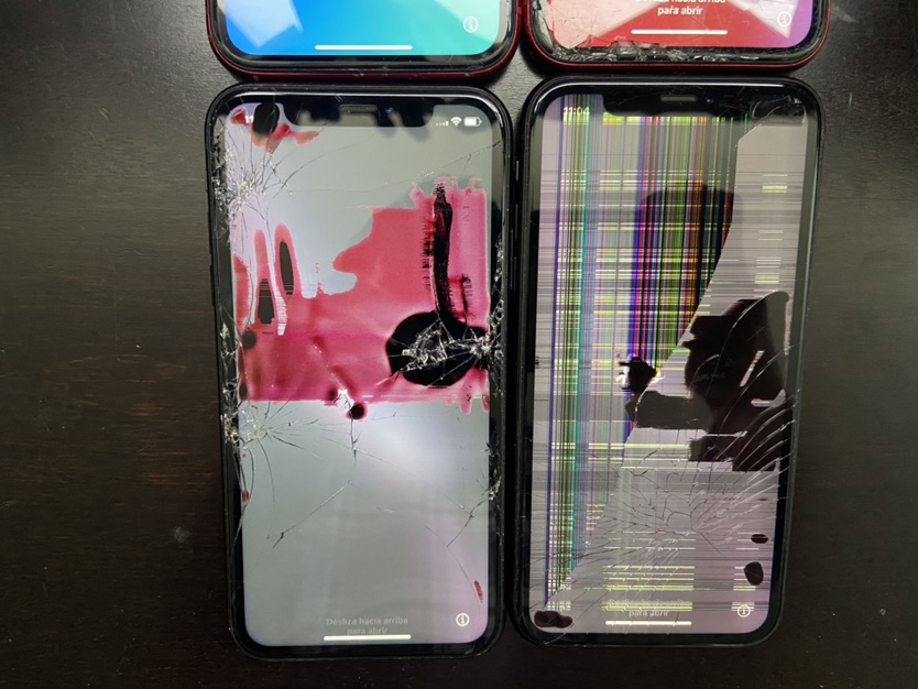 Lot Of 4 Apple iPhone XR - Red And Black  (iCloud/Cracked) - photo 2