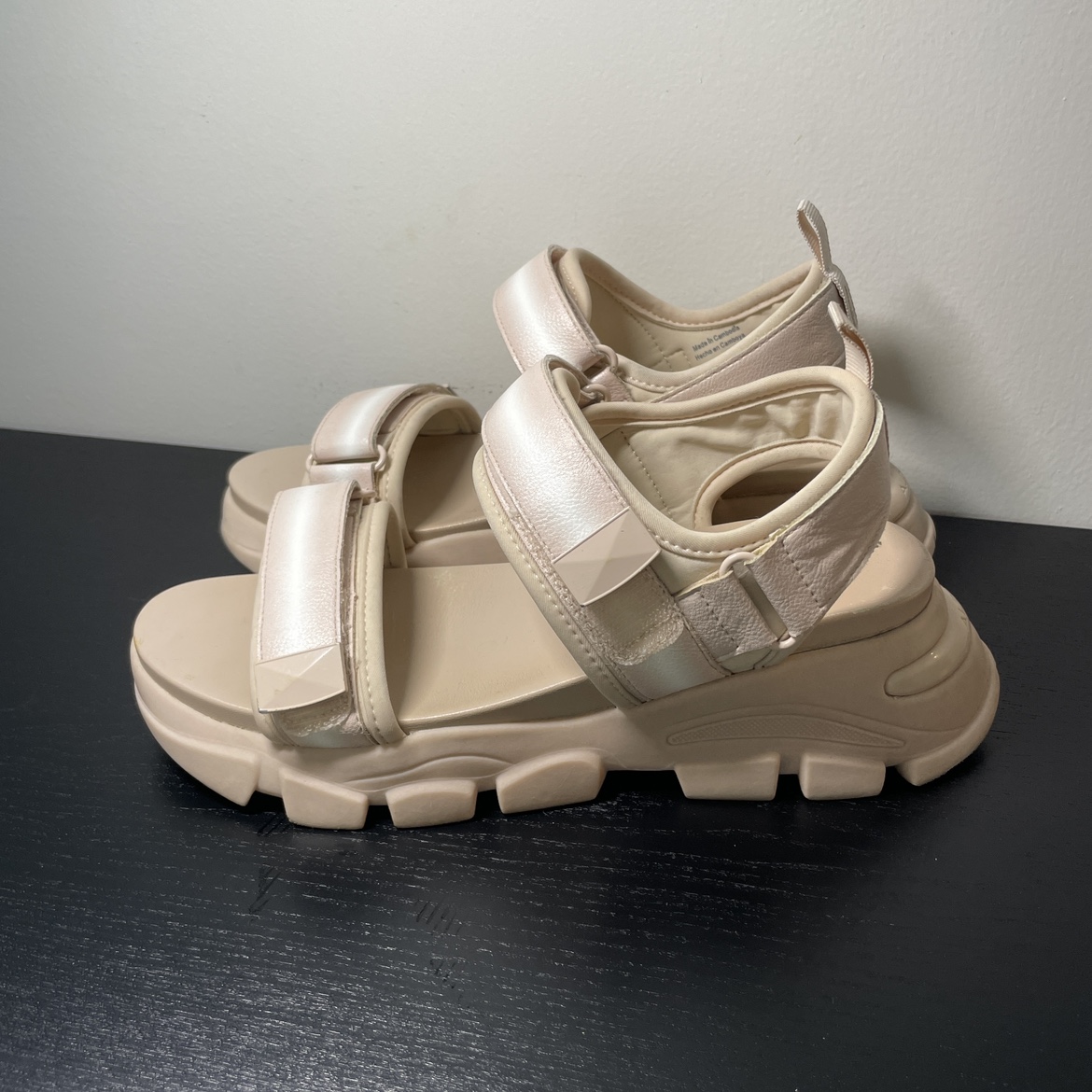 Aldo women's platform dad sandals image indicator(3)