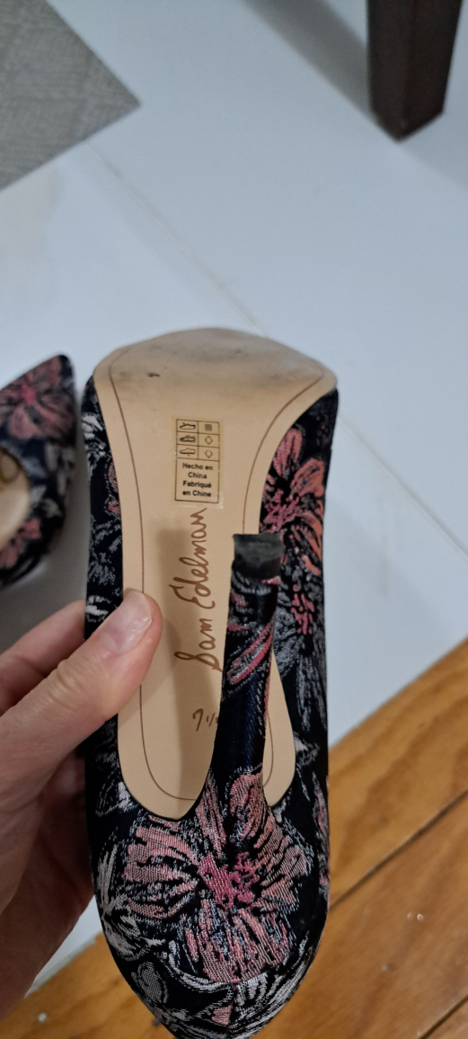 Flowery elegant shoes Sam Edelman 🤎🖤 size 7.5 (37.5) image indicator(4)