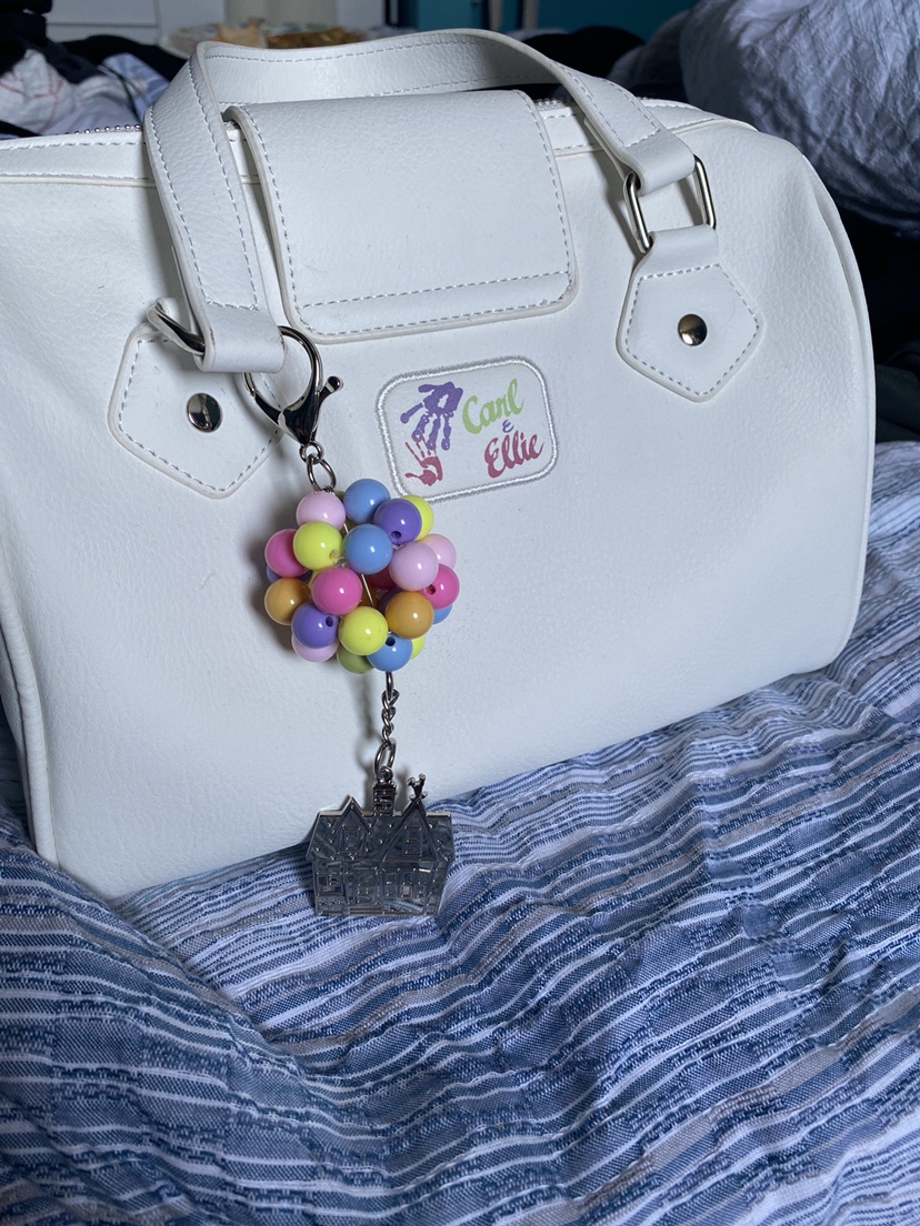 Disney Store Uo Crossbody Bag - photo 2