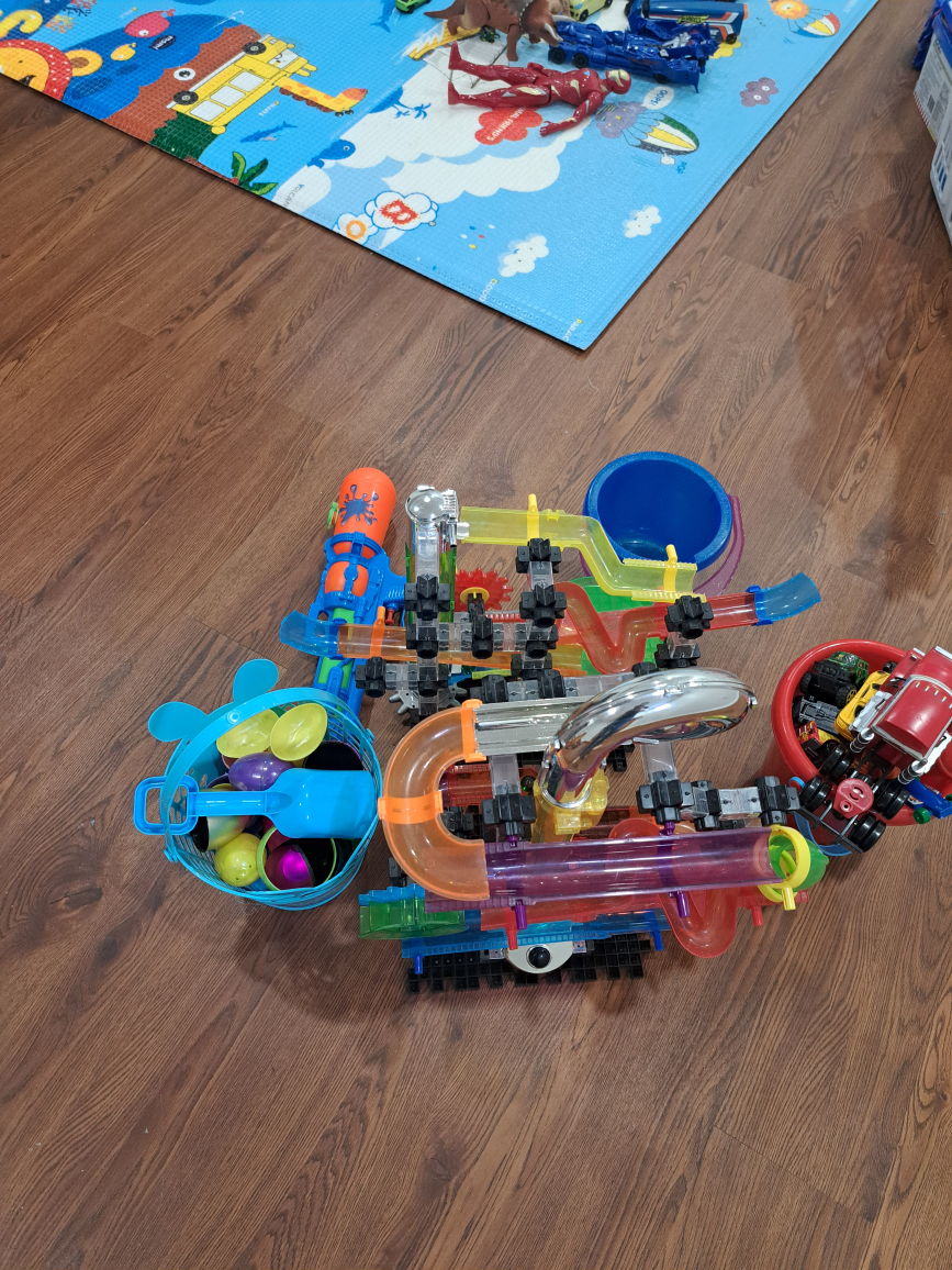 Free toys with purchase of my 2 listed items - photo 2