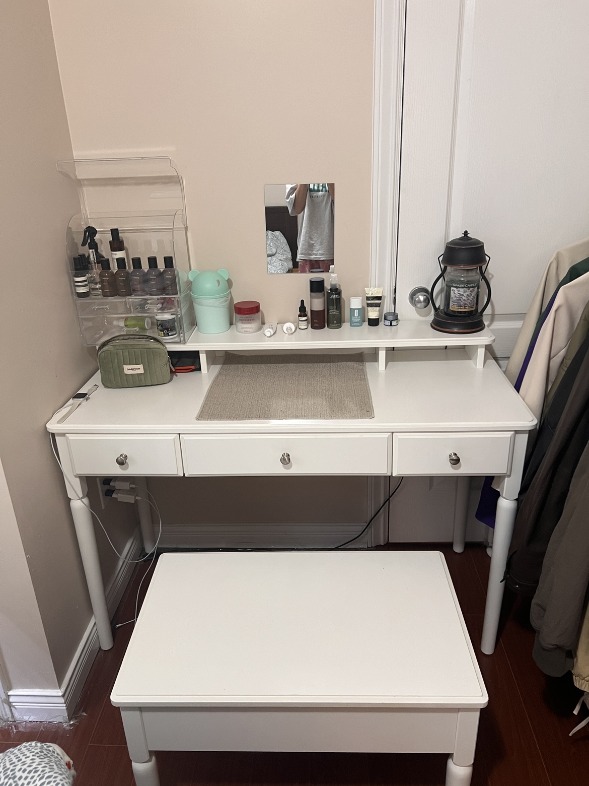 Dressing table with storage chair - photo 2