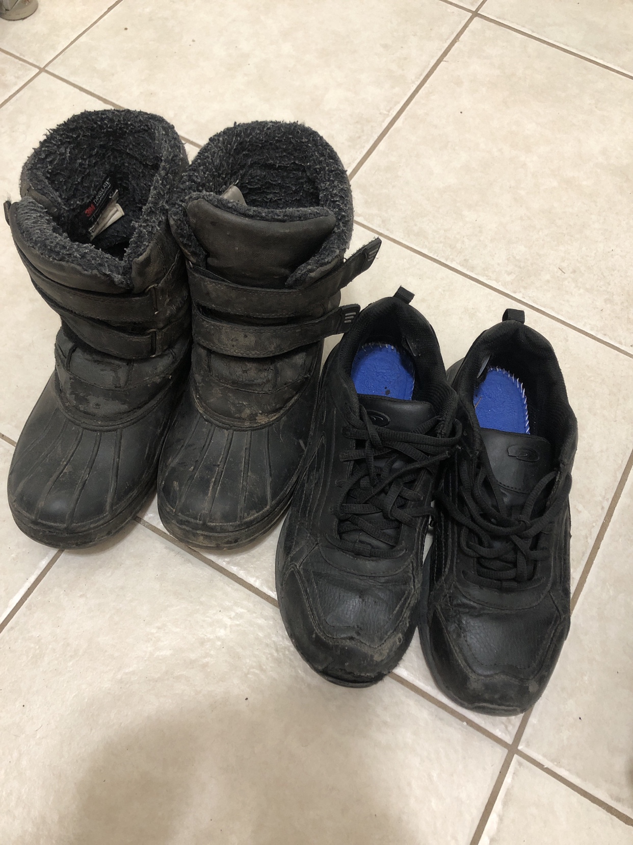 Snow boots #freecycle thumbnail