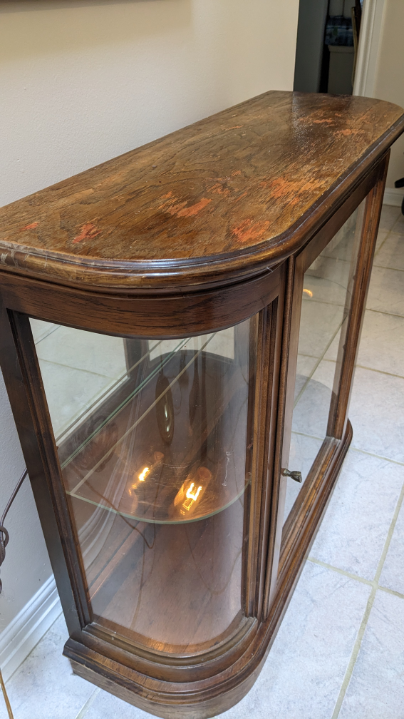 MOVING - Lighted Display Case & Mirror image indicator(5)